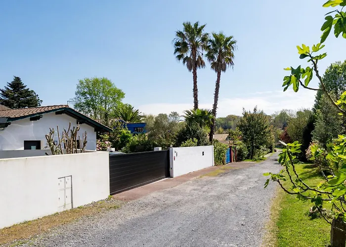 Willa Esperance By Interhome