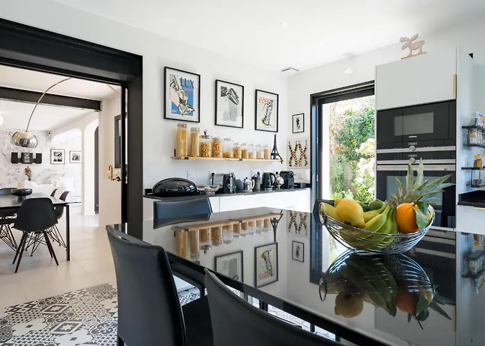 Willa Esperance By Interhome